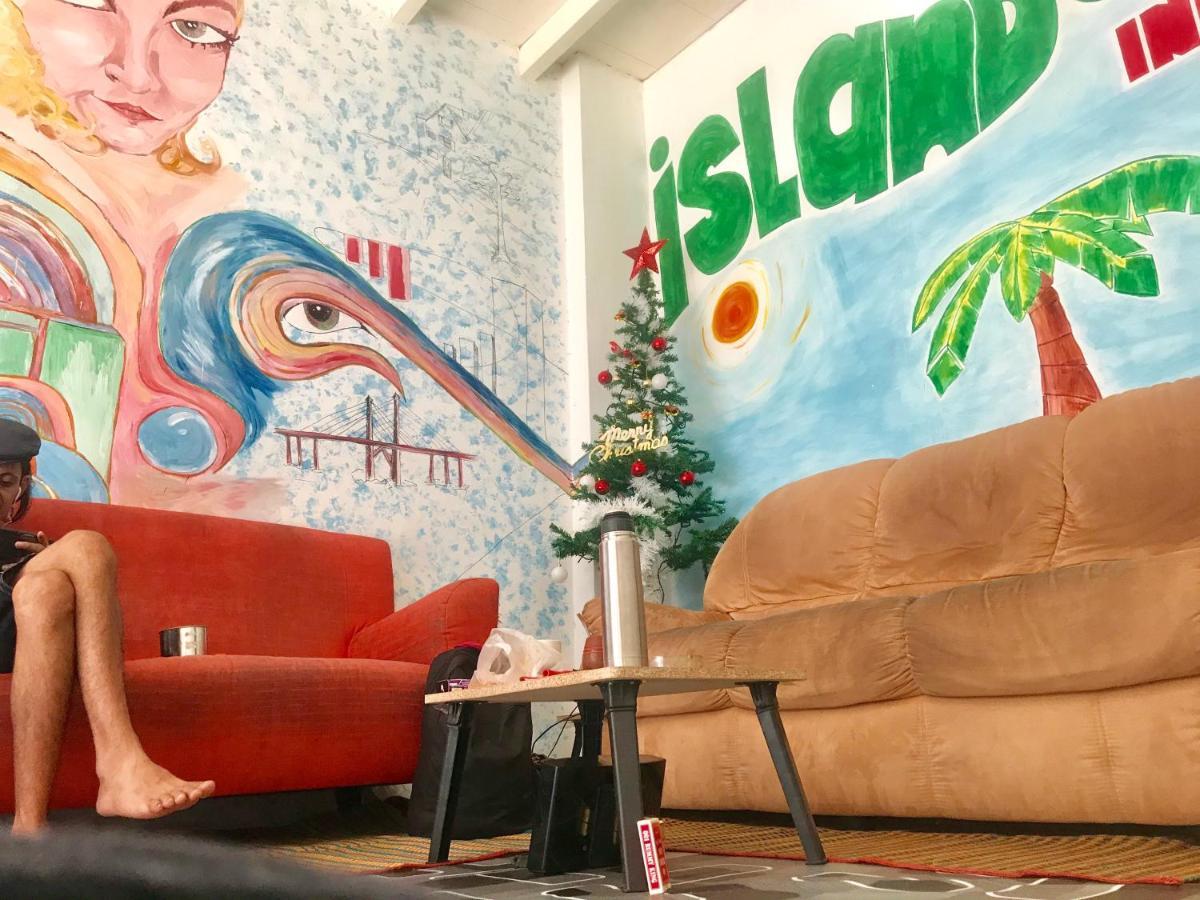 B&L Islanders Inn 乔治敦 外观 照片